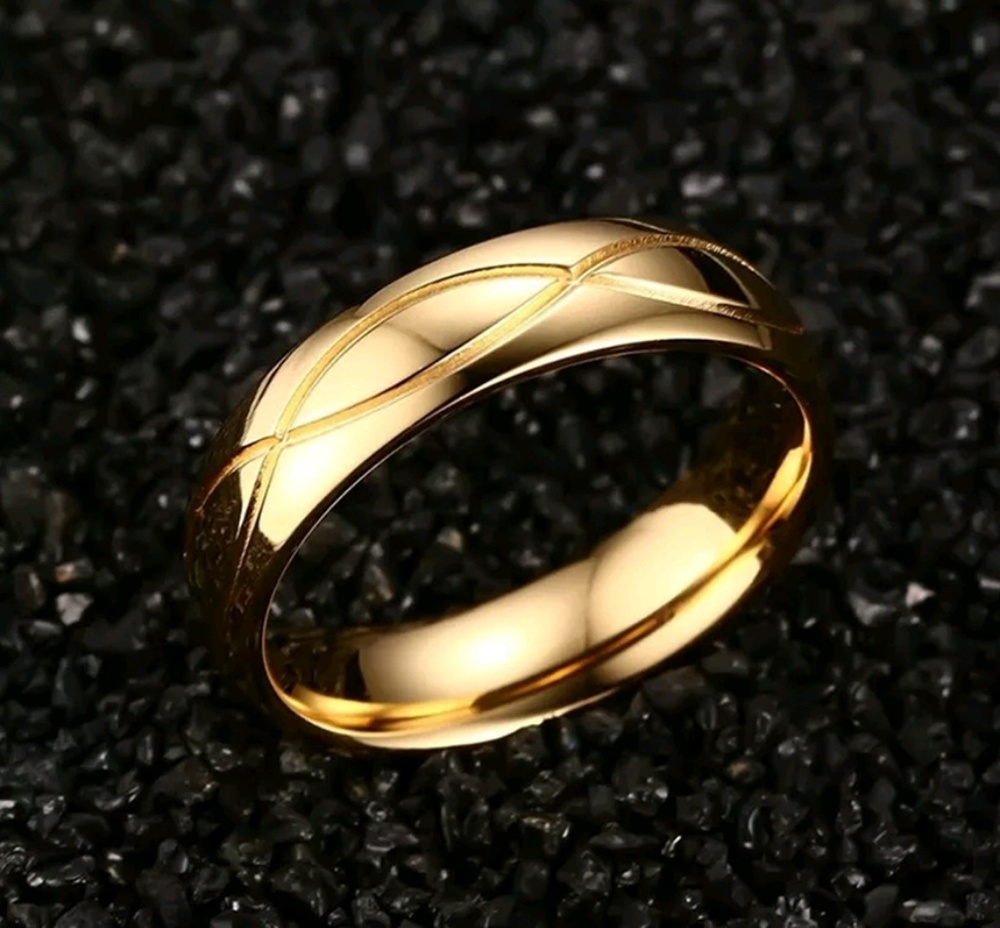 Stainless Steel(18K Gold Plated)
